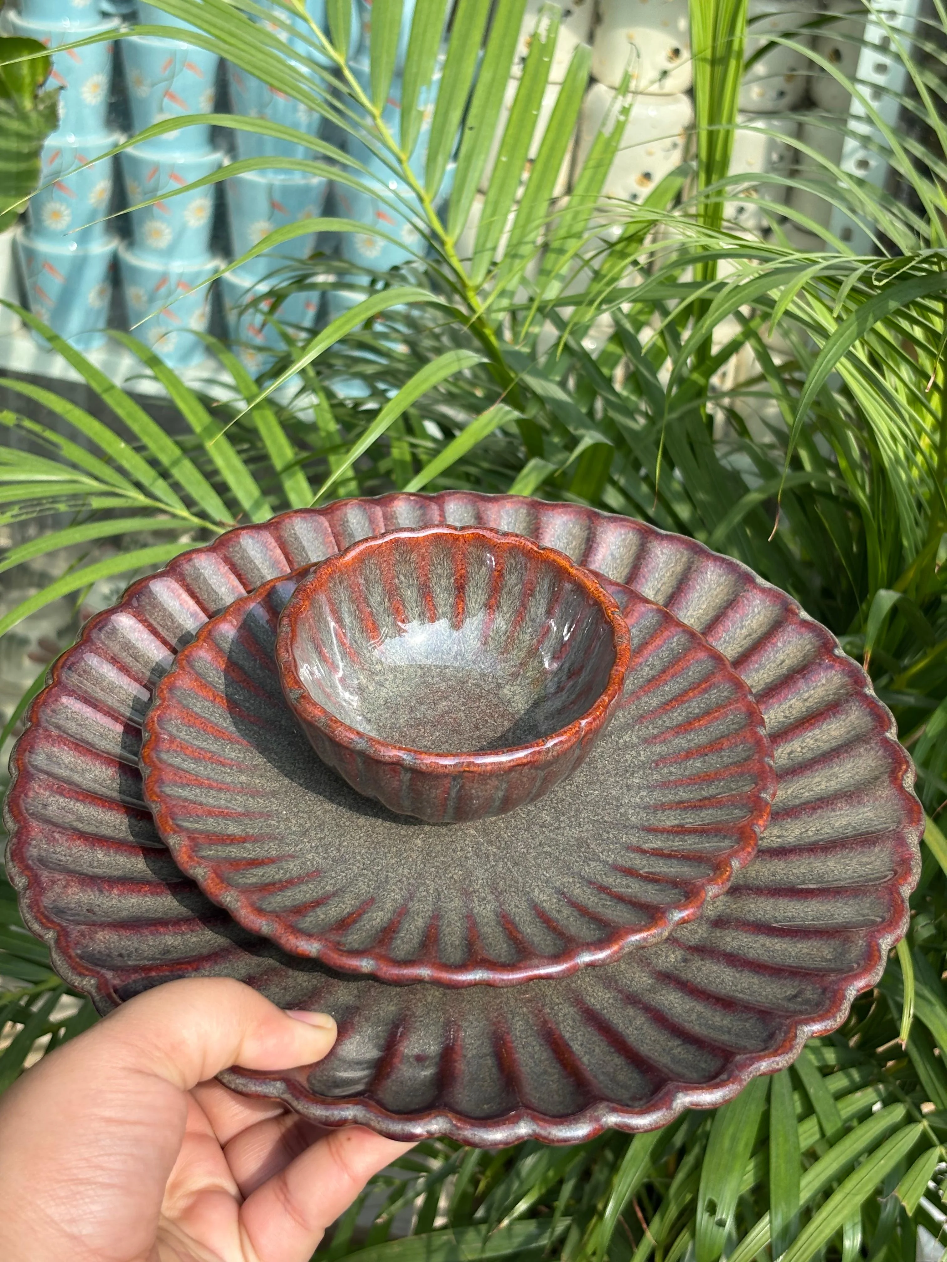 Crimson Glaze Premium Dinner Set (Set of 7) - Image 3