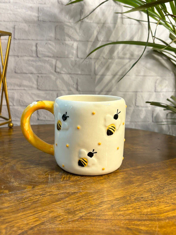 3D Bees Coffee Mug - Image 3