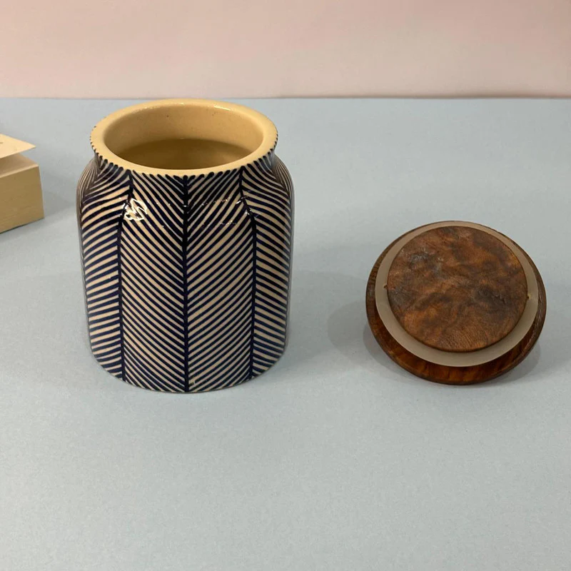Blue Lines Pattern Air-tight Jar - Image 6