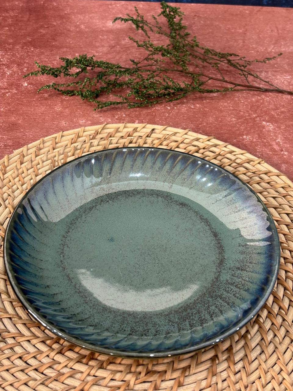 Olive Green Line Glaze Dinner Set (Set of 20) - Image 5