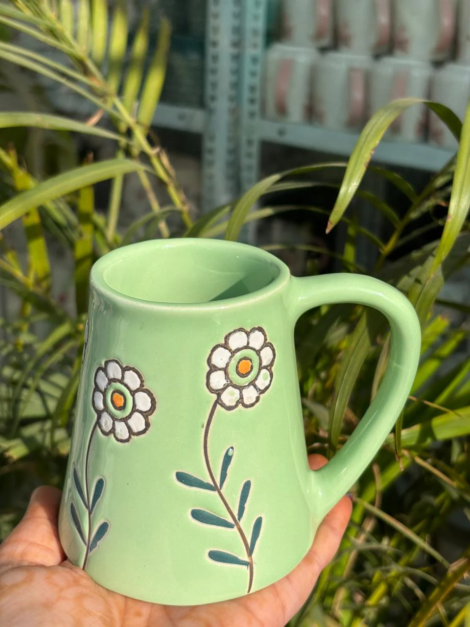 Green Daisy Dew Mug - Image 2